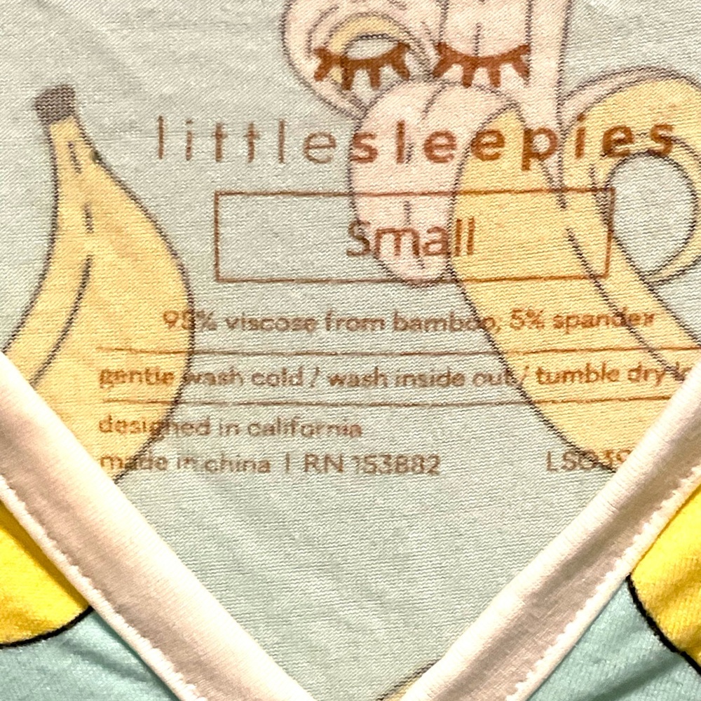 Little Sleepies Bananas Women’s Jogger Pajama Set size Small Long Sleeve - Picture 9 of 9